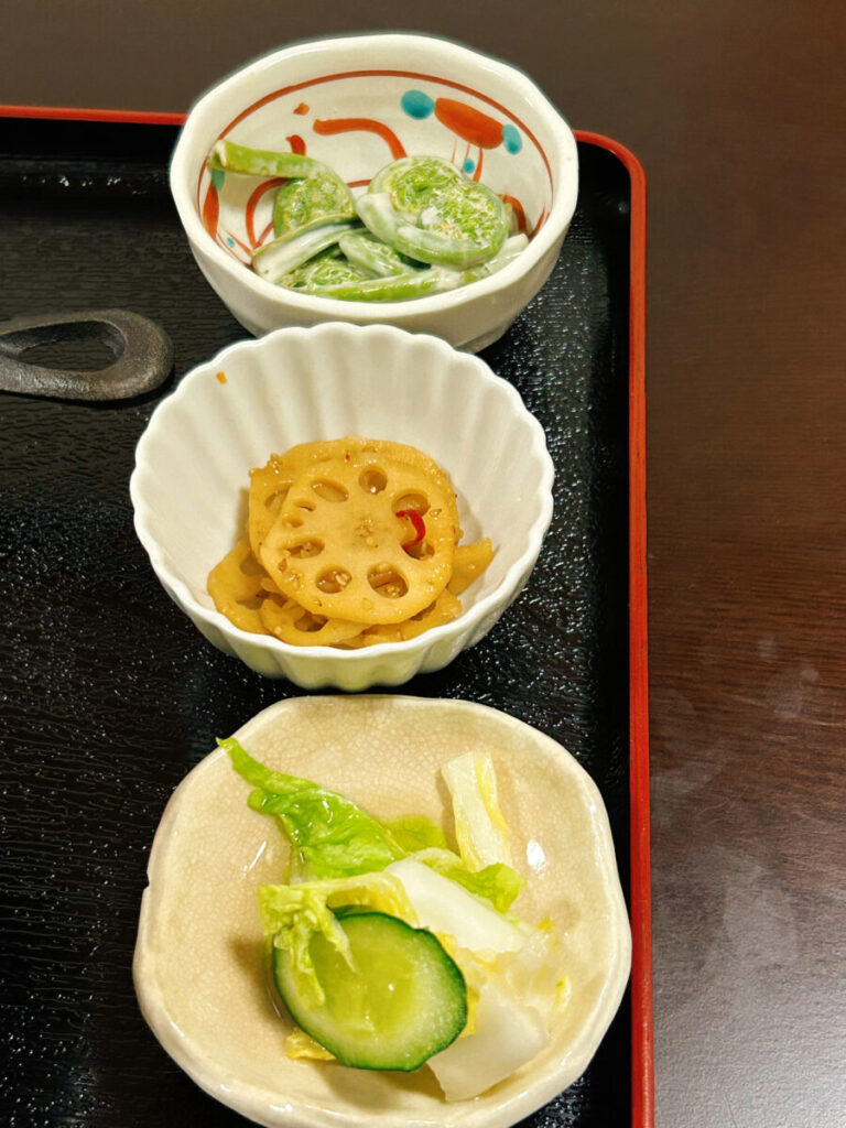 小料理お多福 豚バラ焼定食写真