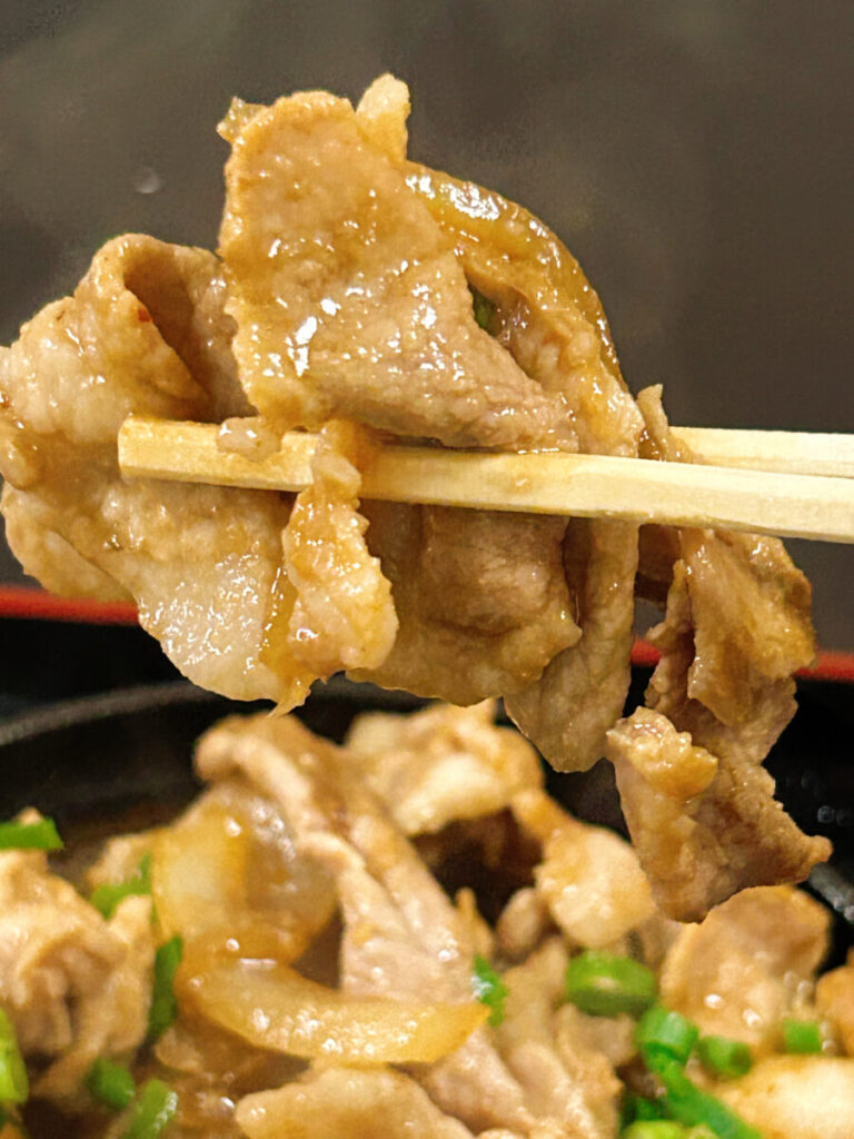 小料理お多福 豚バラ焼定食写真