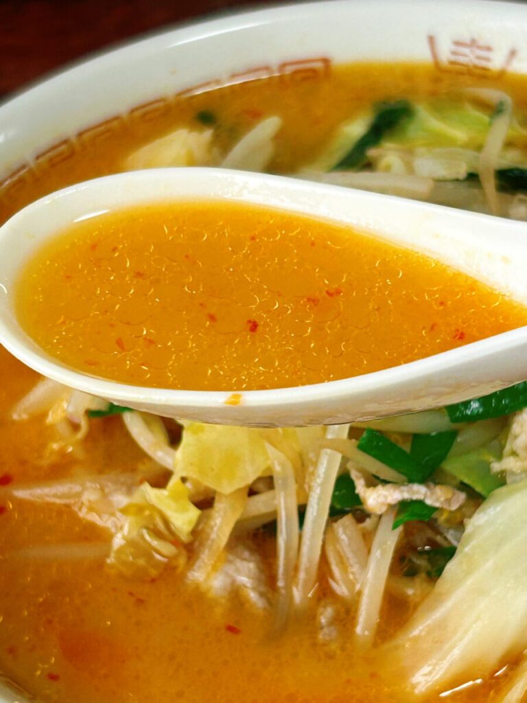 舎食堂(やまきち食堂)みそラーメン大盛写真