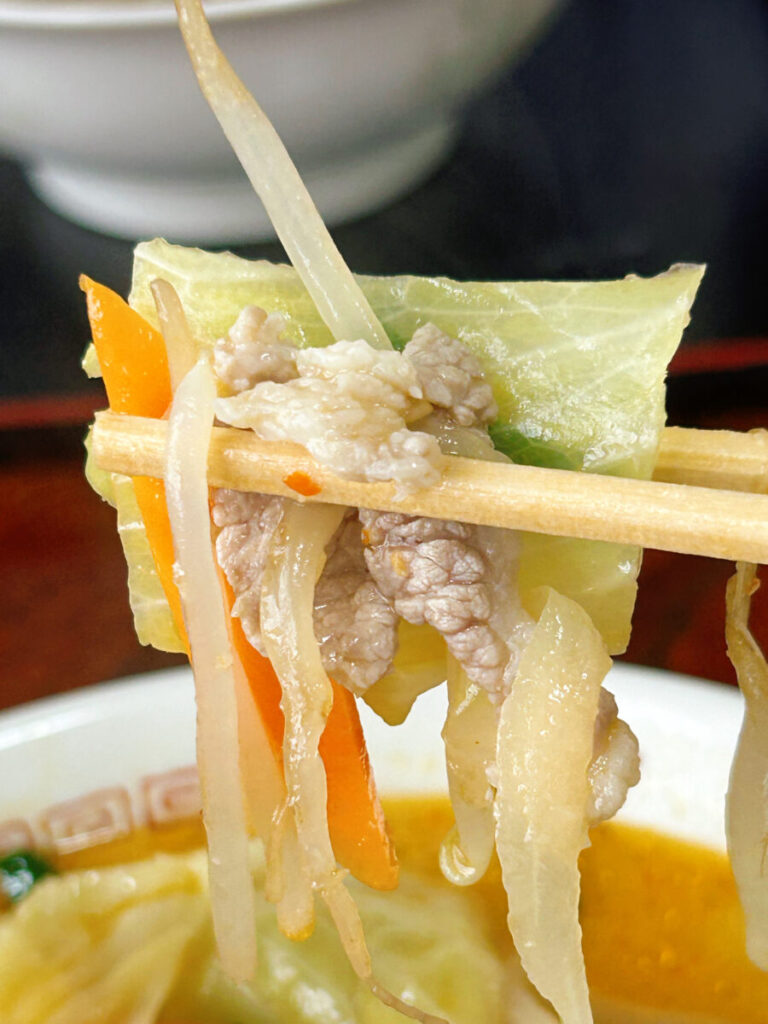 舎食堂(やまきち食堂)みそラーメン大盛写真