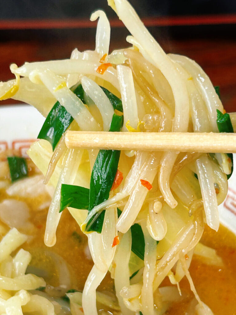 舎食堂(やまきち食堂)みそラーメン大盛写真
