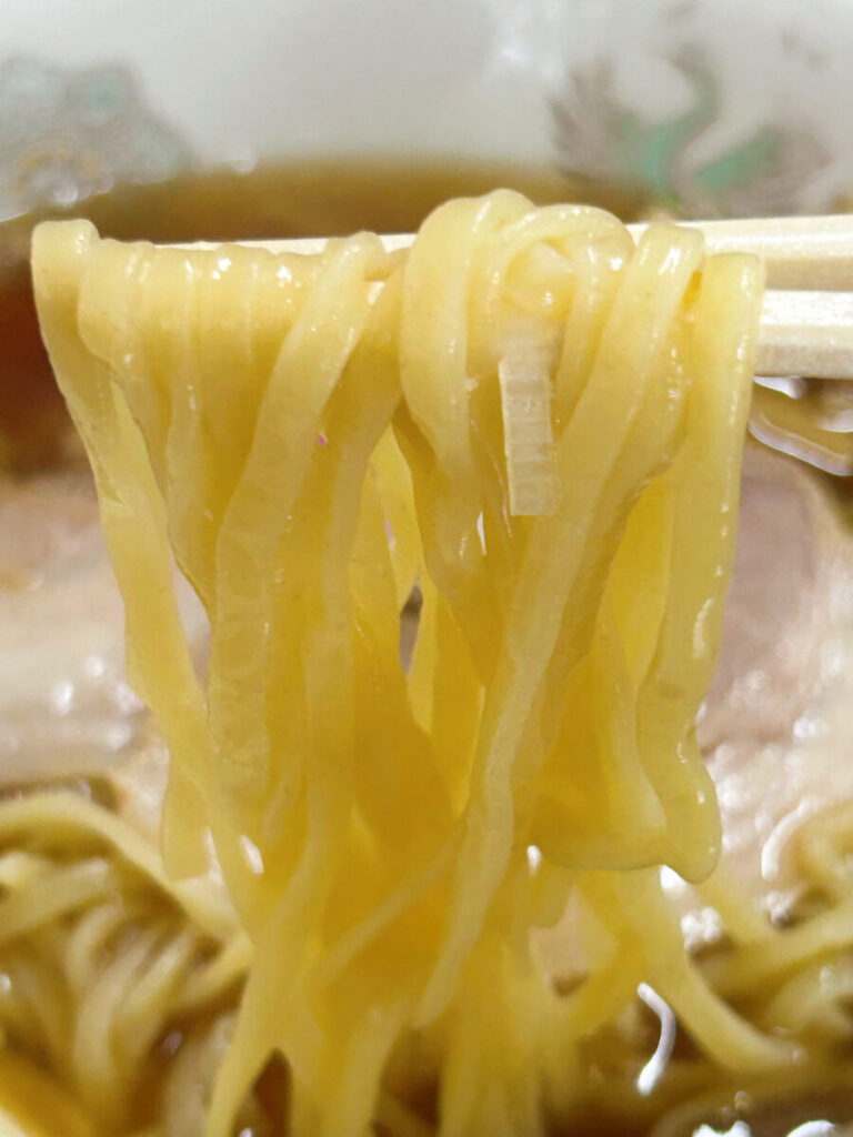 くるくる軒 Cセット(らーめん・半中華丼)写真