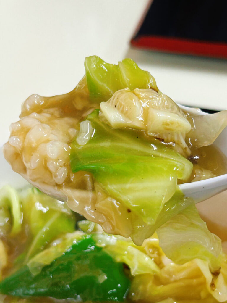 くるくる軒 Cセット(らーめん・半中華丼)写真