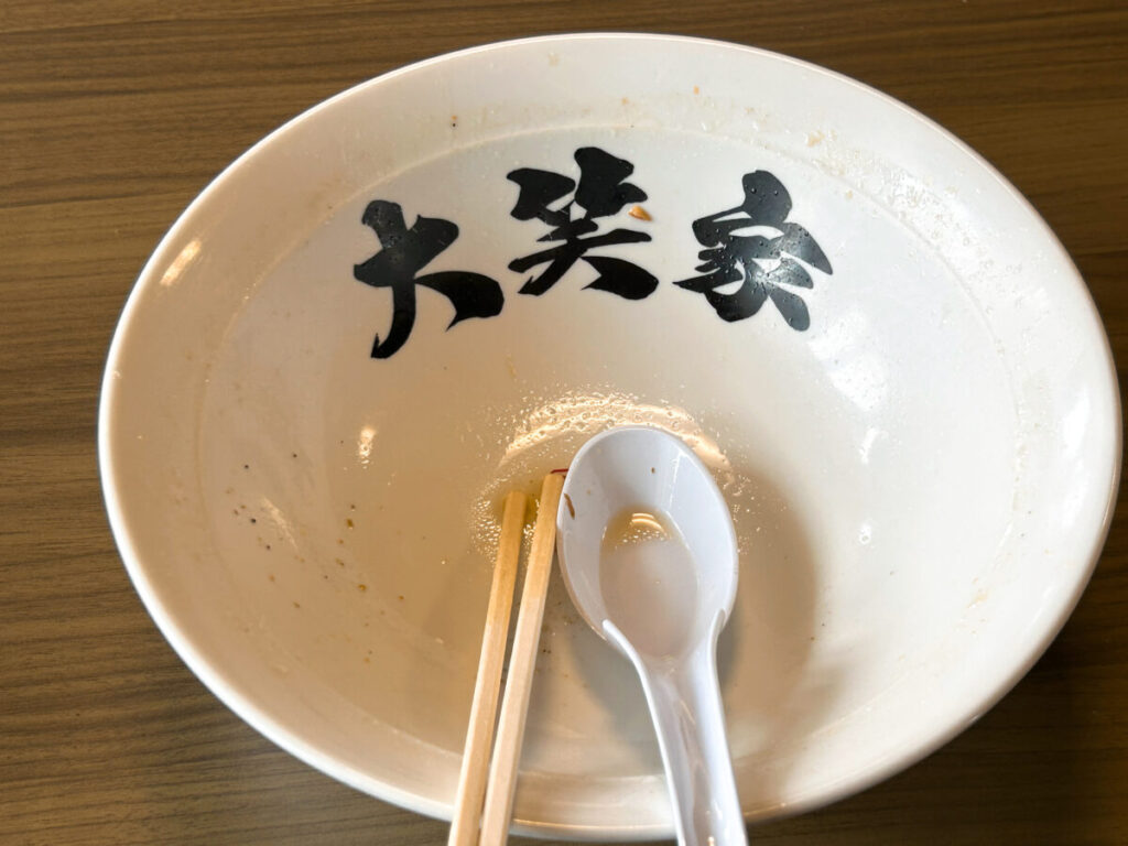 こだわり支那そば 大笑家(たいしょうや)肉そば大盛写真