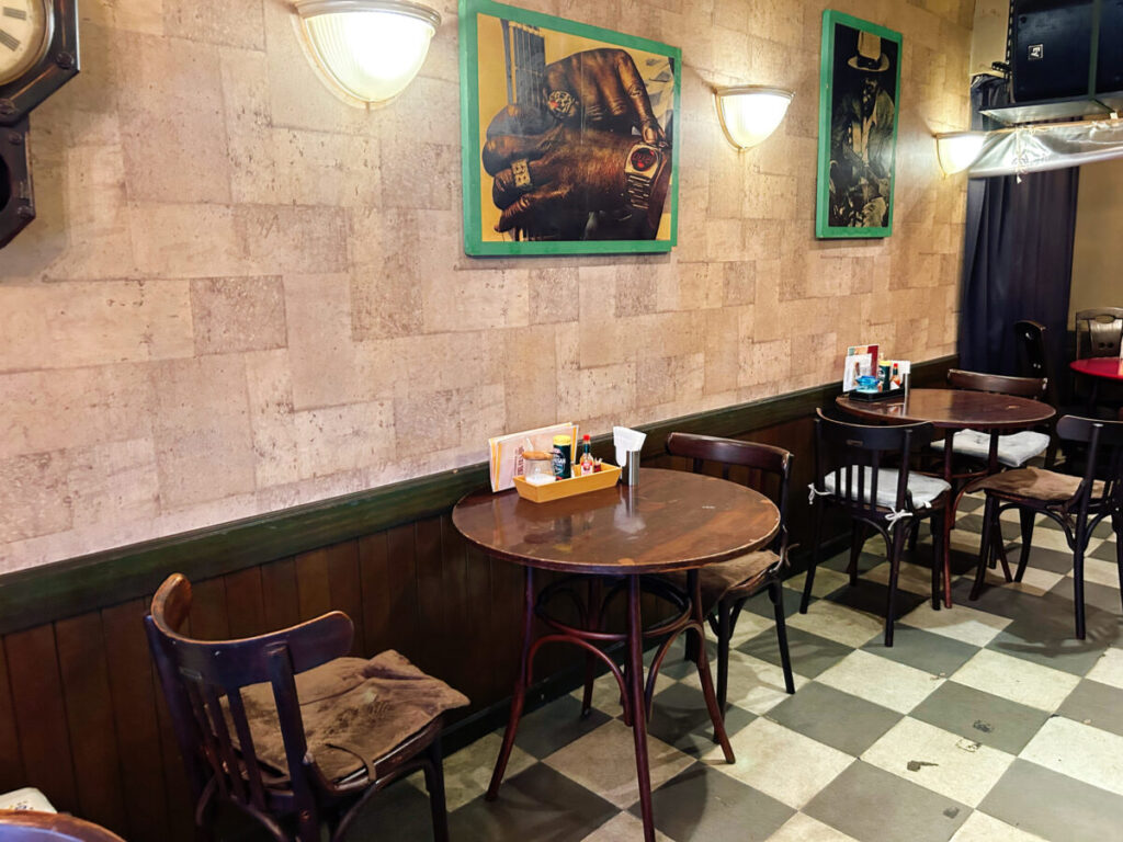 Caffe&軽食の風街亭 店内の雰囲気