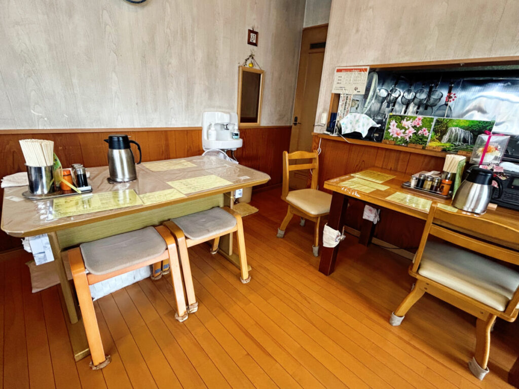 ラーメン関さん 店内の写真