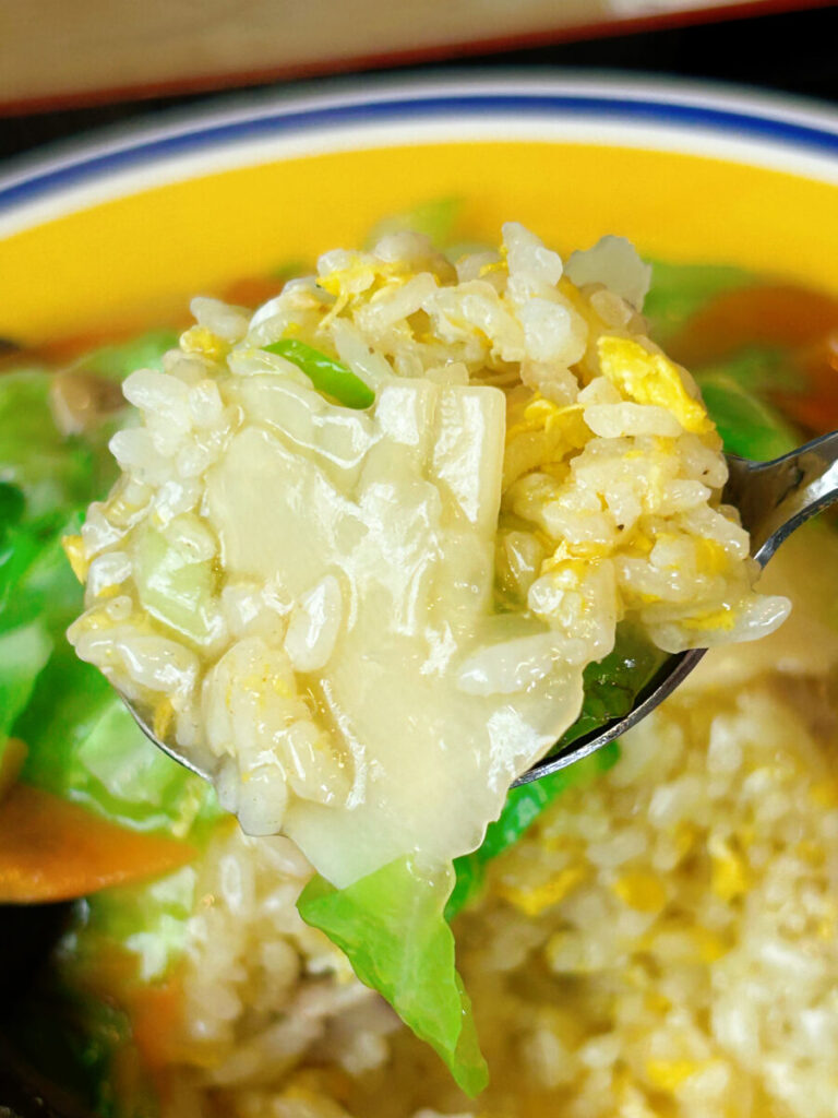 ラーメン関さん 餡かけチャーハン写真
