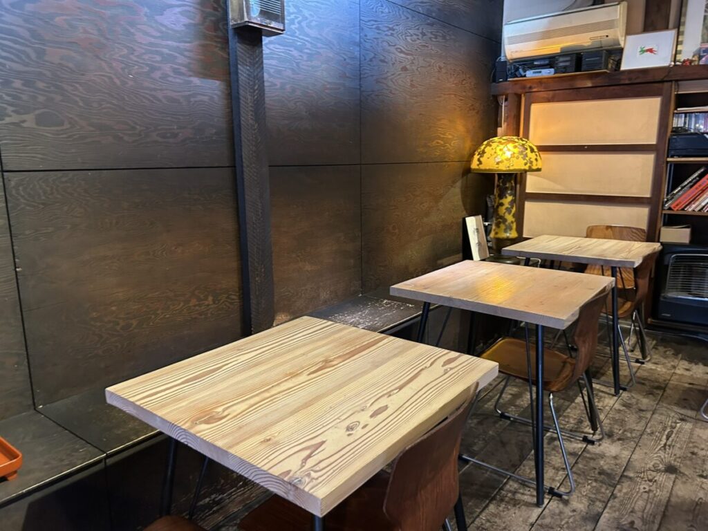 太郎焼総本舗 1階店内写真