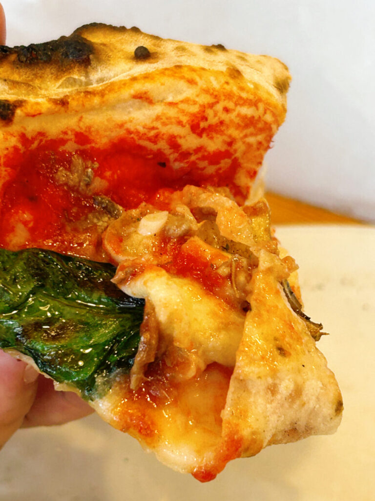 Pizzeria Da Ciro（ピッツェリア ダ チーロ） ピザ ロマーナ＆ボスカイオーラ