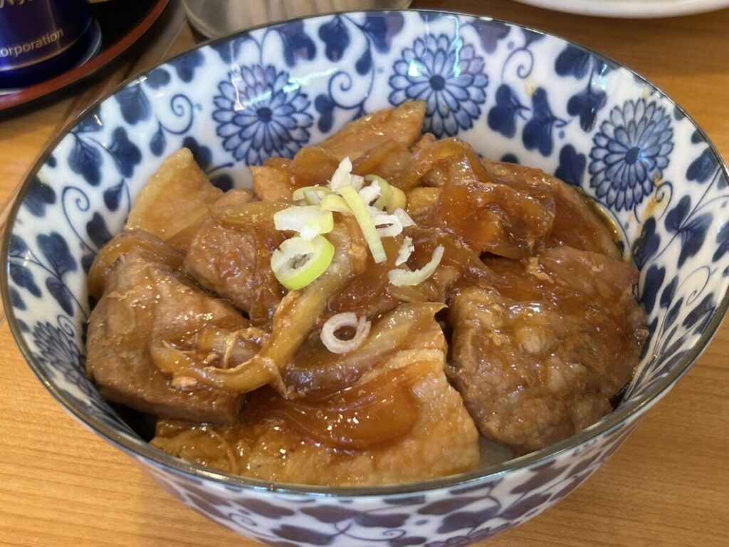 うえんで 本店 焼き鳥 豚丼 写真