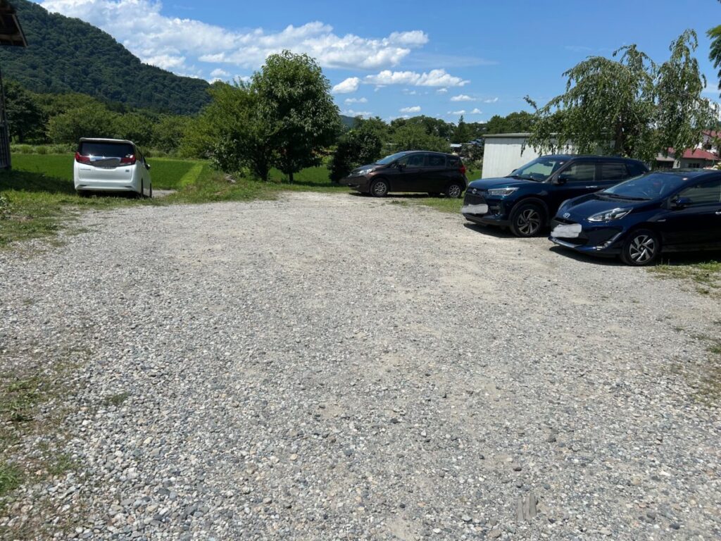 うえんで 本店 駐車場