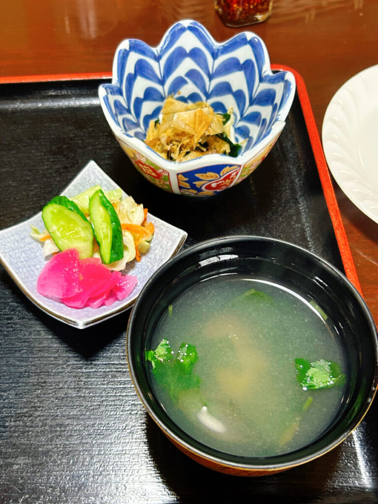 お食事処 芳登里(ほとり) アナゴ天丼