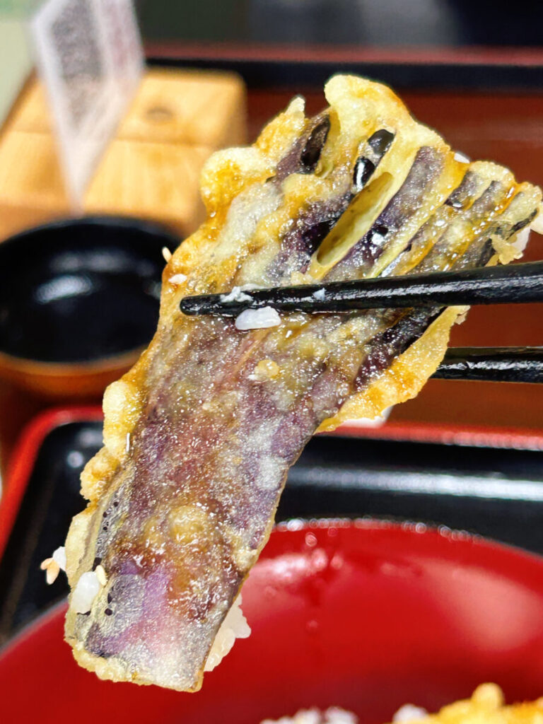 お食事処 芳登里(ほとり) アナゴ天丼