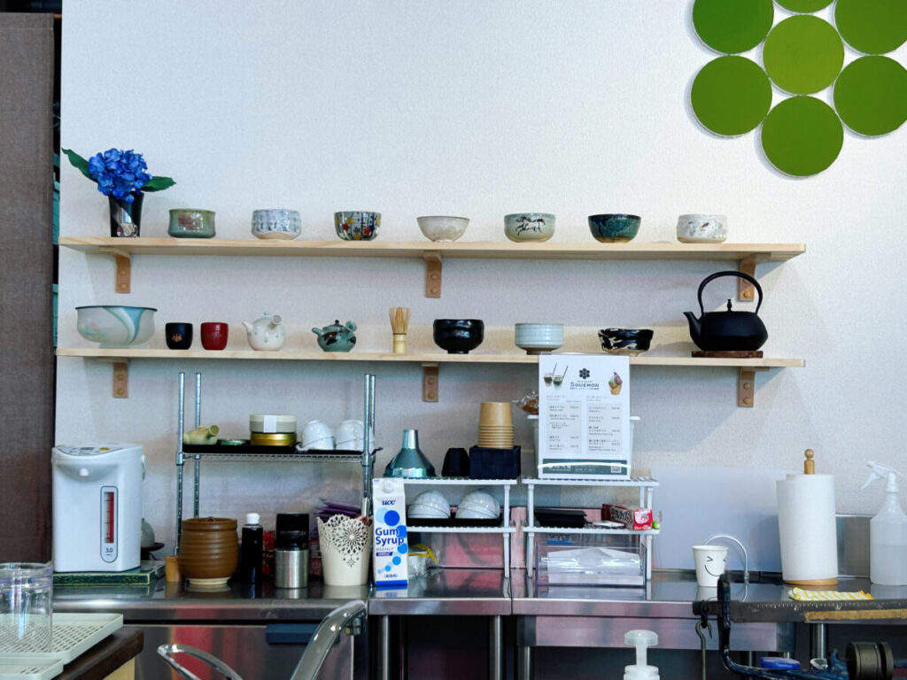 お茶＆ジェラート Souemon 店内写真