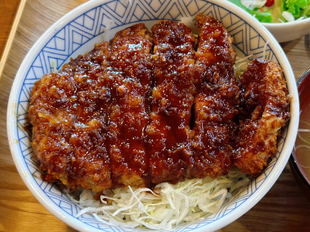 ファットリアこもと やまと豚の焼きソースカツ丼
