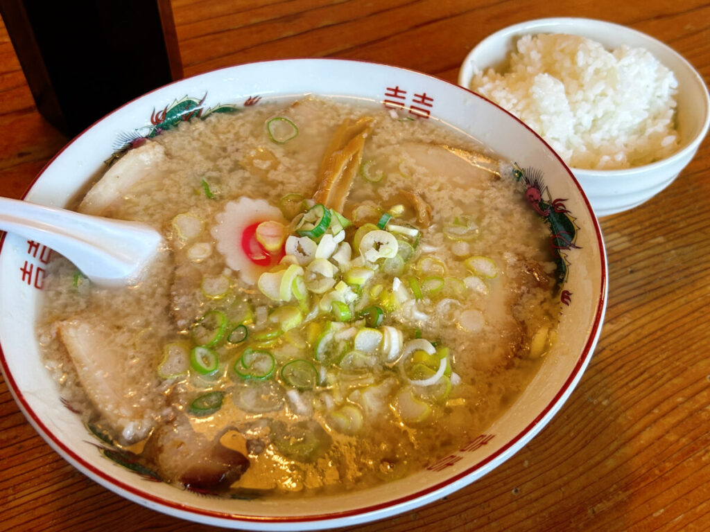 らーめんまったり まったりチャーシューめん&ごはん(小盛り)