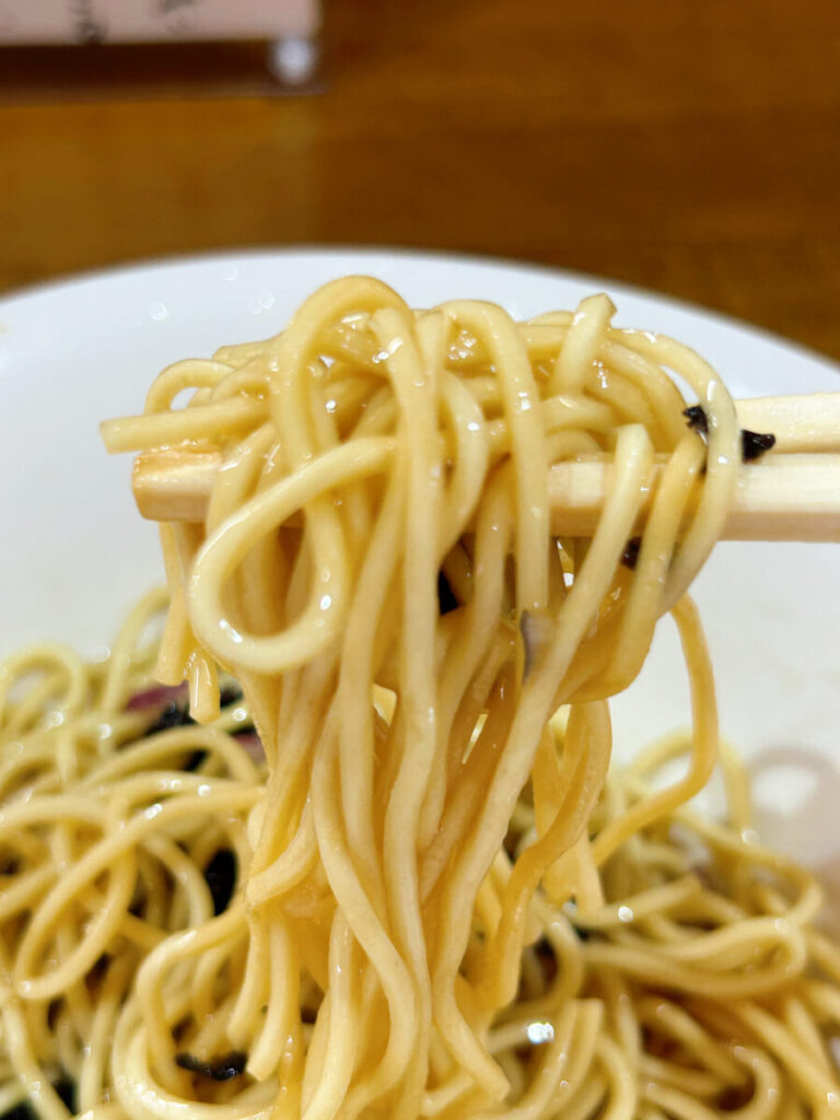 彩麺 春日遅遅 純煮干&和え玉にぼし(ハーフ)