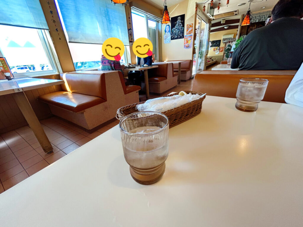 インド料理ラグパティ 店内の雰囲気