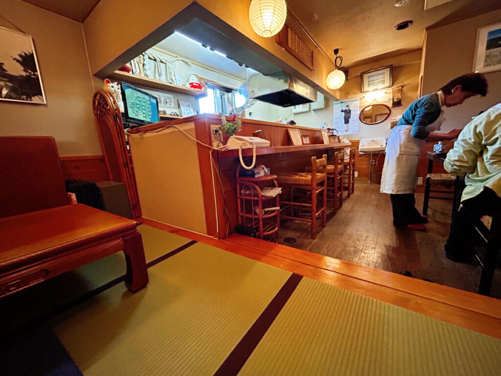 宮古そば処 分家 吉兵衛 店内写真