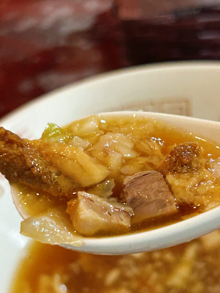 めん処 縁 限定しょう油ラーメン ライス 写真