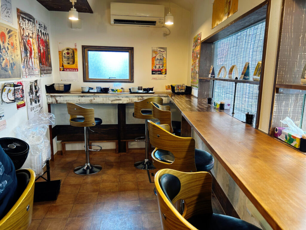 もつ煮の寿 店内写真