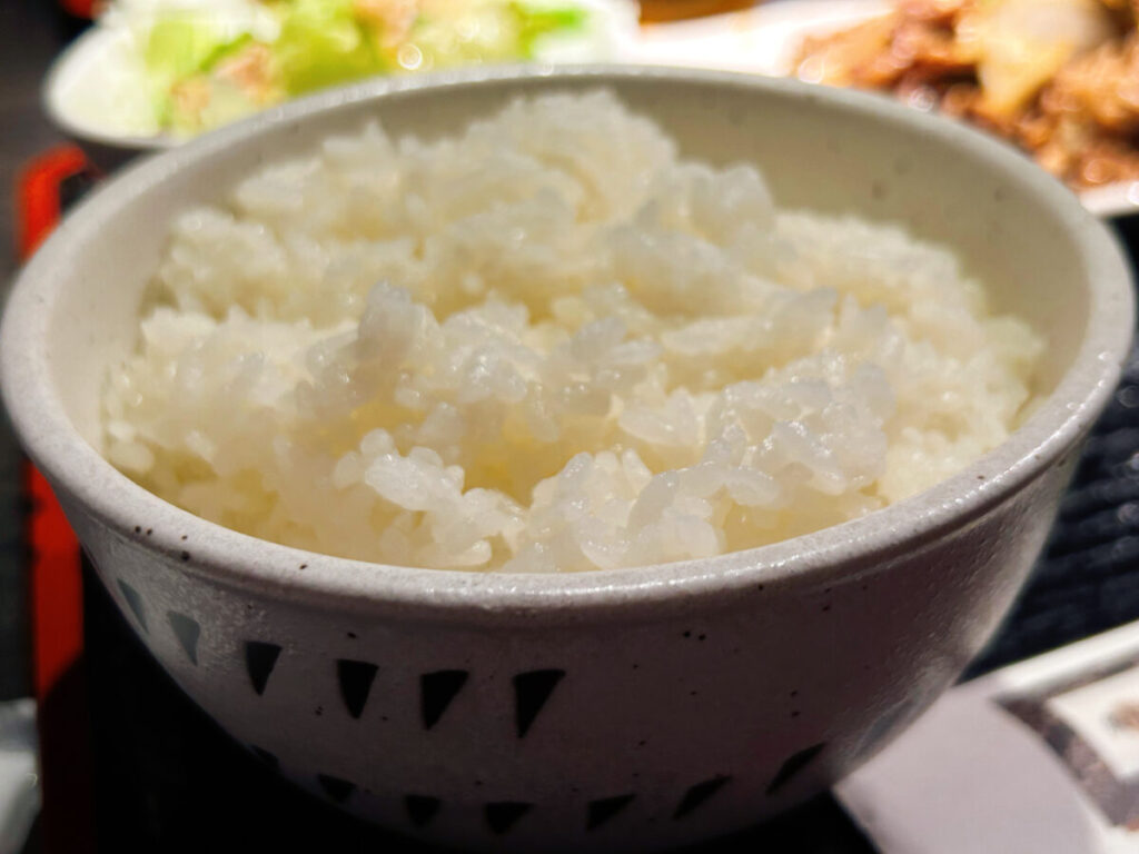 牛ぞう ランチ 牛カルビ焼き定食 ごはん大盛