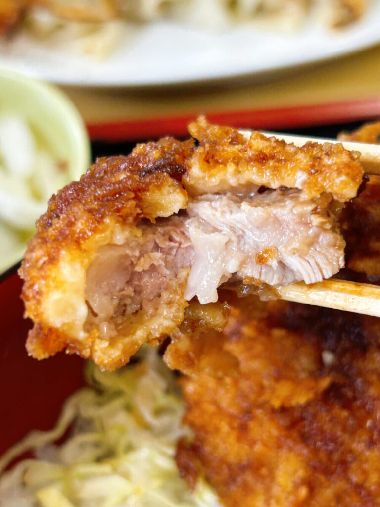 味平食堂 しょうゆラーメン&ミニミニソースカツ丼 ソースかつ