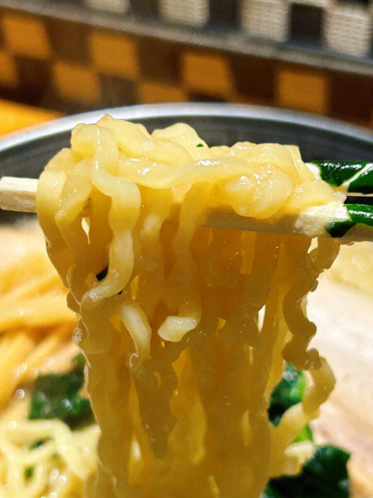 創作dinning 輝香 こってりラーメン大盛