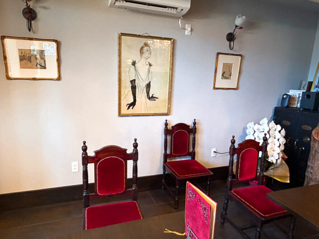 純喫茶ダット 店内 写真 雰囲気