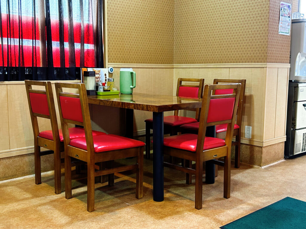 南京飯店 中央店 店内写真