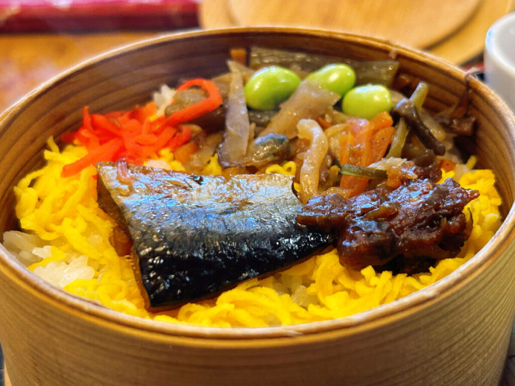 会津迎賓館 寿し万 こわっぱ定食