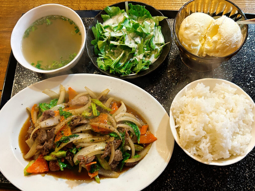 アンちゃん 本格ベトナム料理 牛肉炒めご飯セット