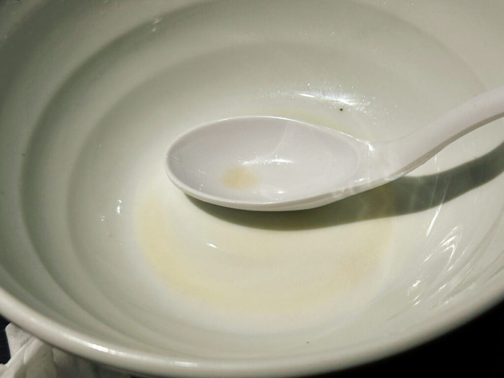 らぁ麺 まる らーめん+ミニチャーシュー丼 Dセット 完飲