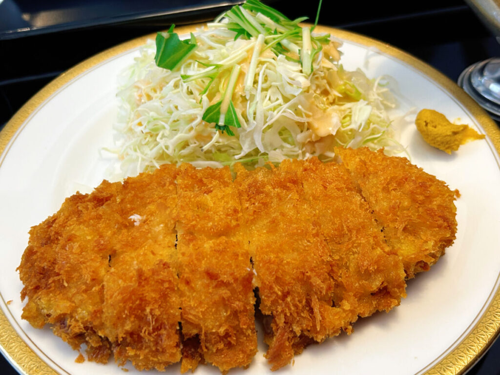 會津遊食たか膳 黒豚とんかつ定食とチョットのカレー