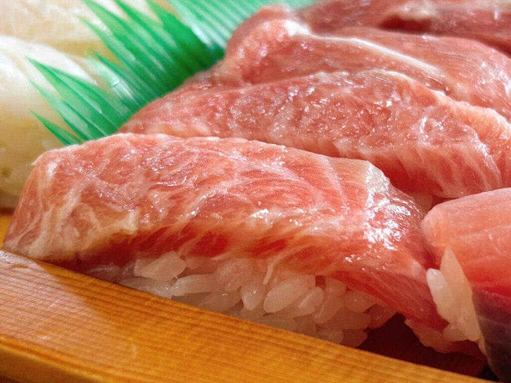 魚志 舟盛り テイクアウト 大トロ まぐろ マグロ