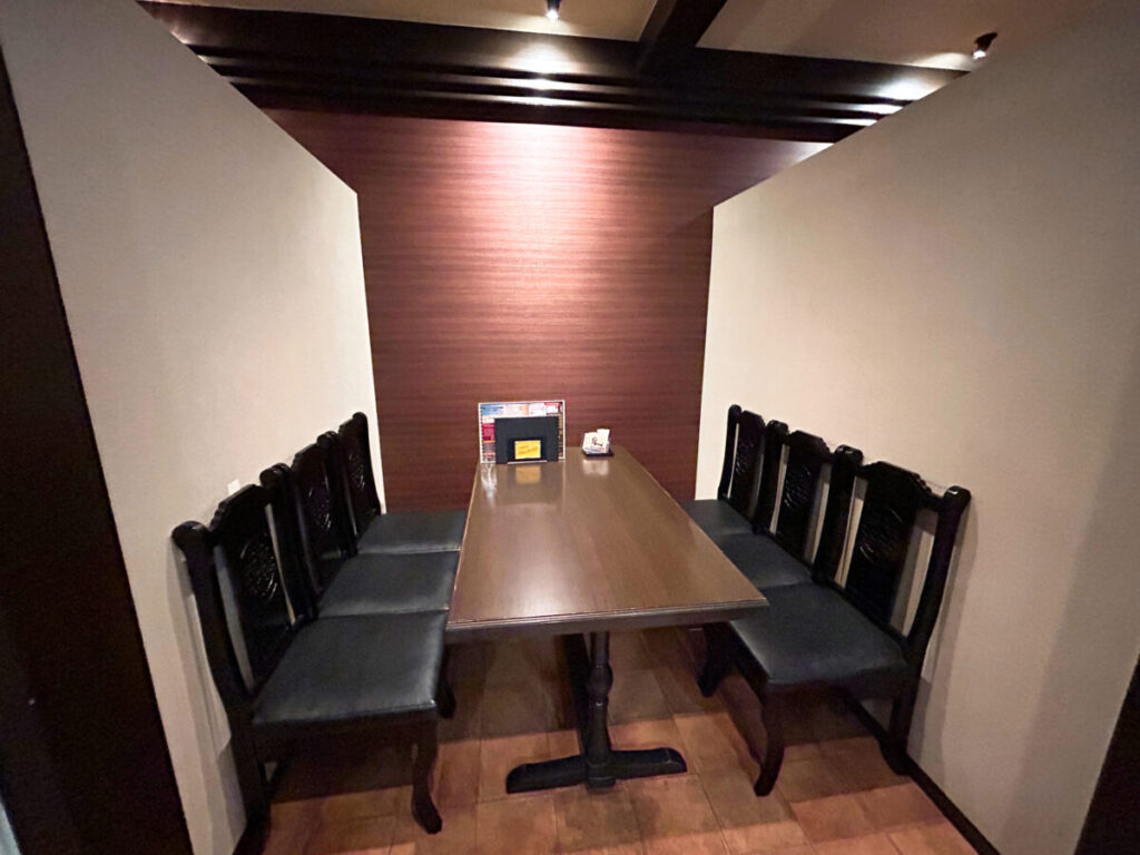 花郎亭 店内 個室 写真