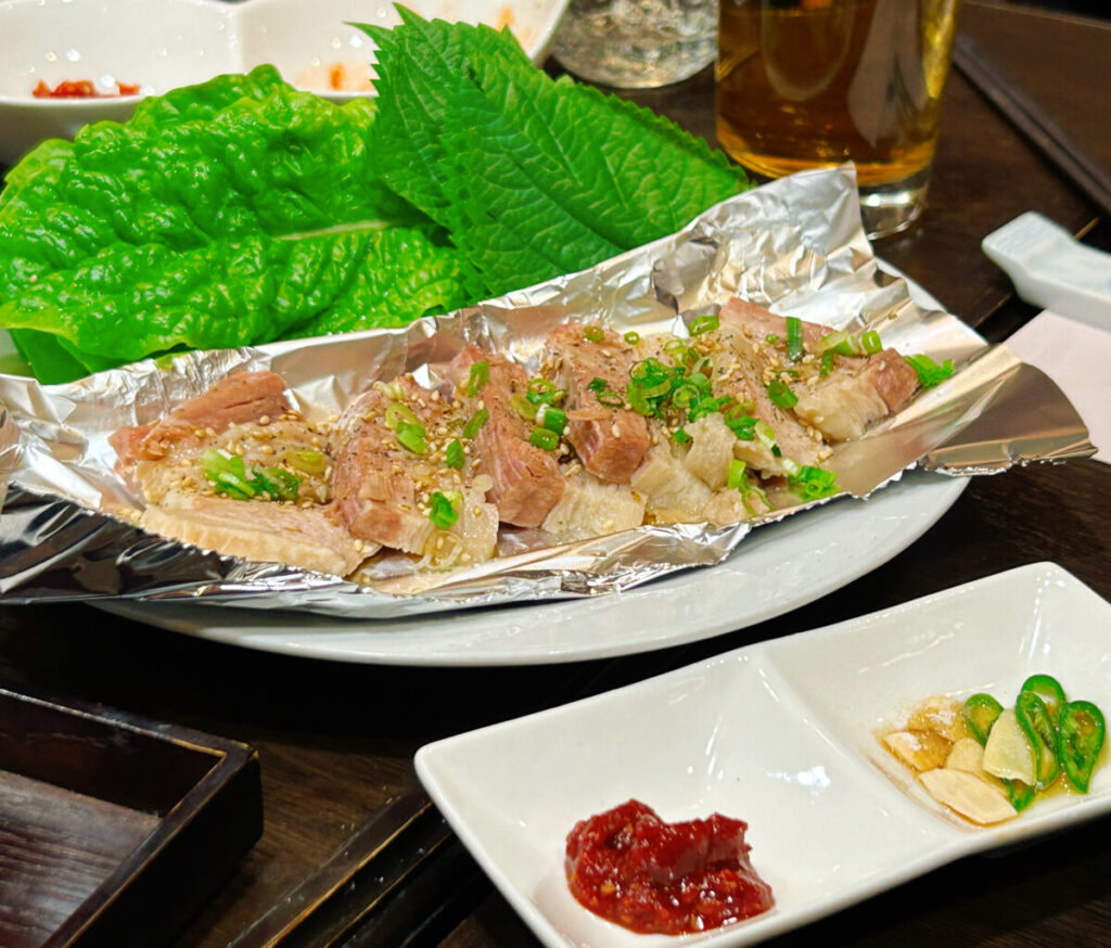 花郎亭 茹で豚サンチュサム