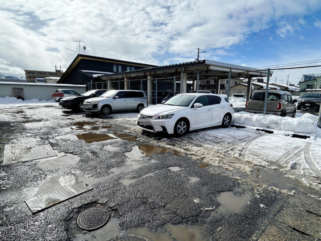 萬来軒 千石店 駐車場