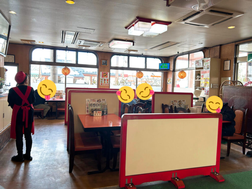 萬来軒 千石店 店内写真