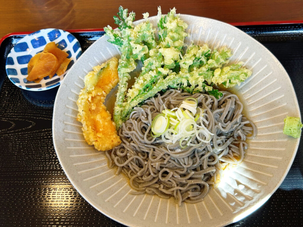 霧幻庵(むげんあん) 霧幻峡のそば