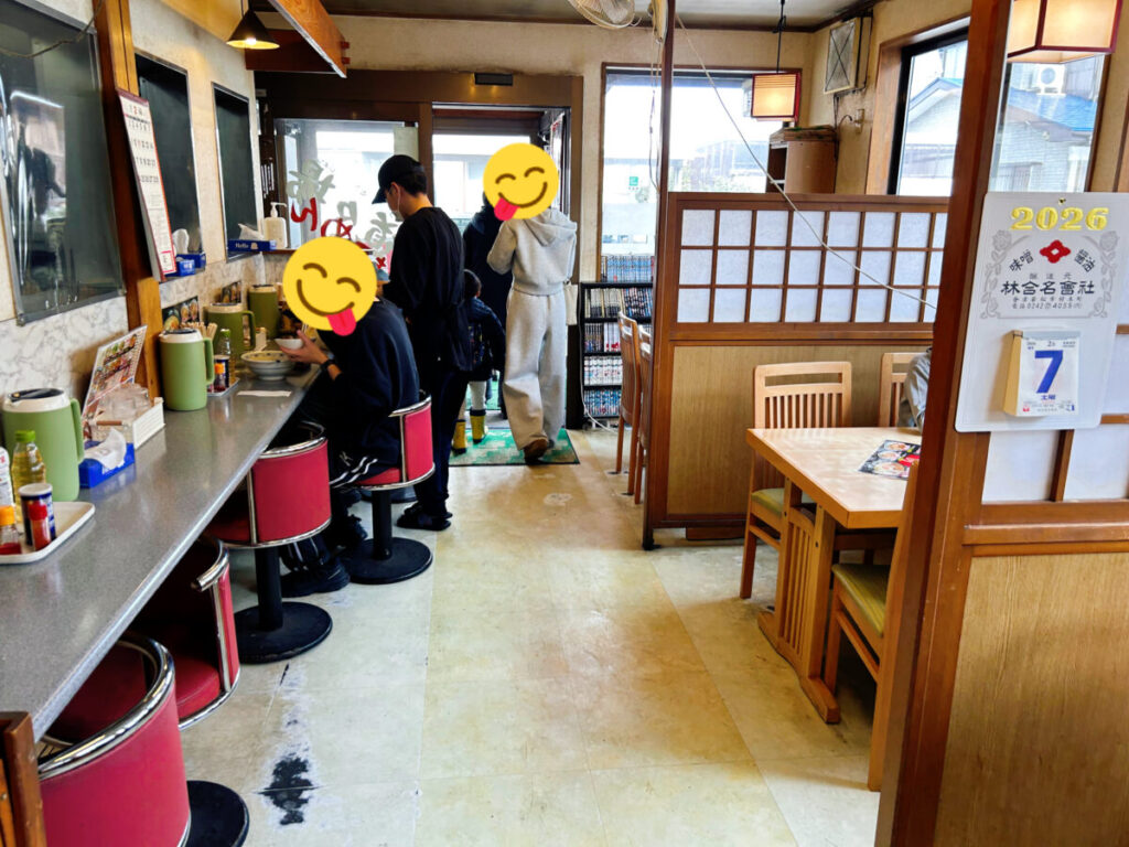 頓珍館 店内 写真 雰囲気
