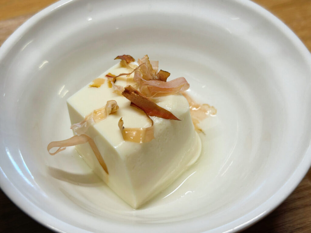 和食レストランきちんとごはん虹 出汁香る煮込みカツ丼定食