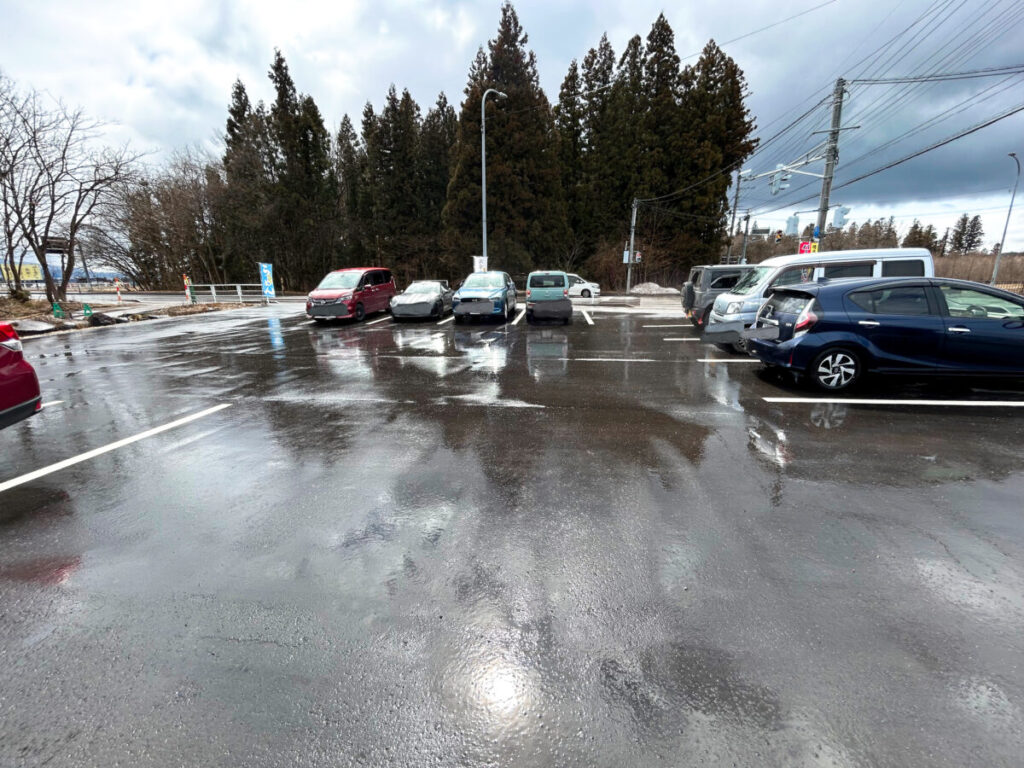 ひとつぶの麦 駐車場