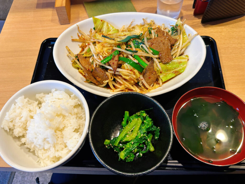 わいわい丸 レバニラ炒め定食