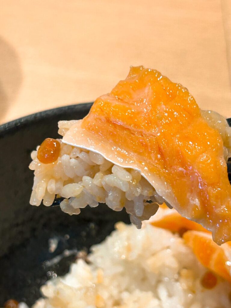 わいわい丸 サーモン親子丼 ランチ