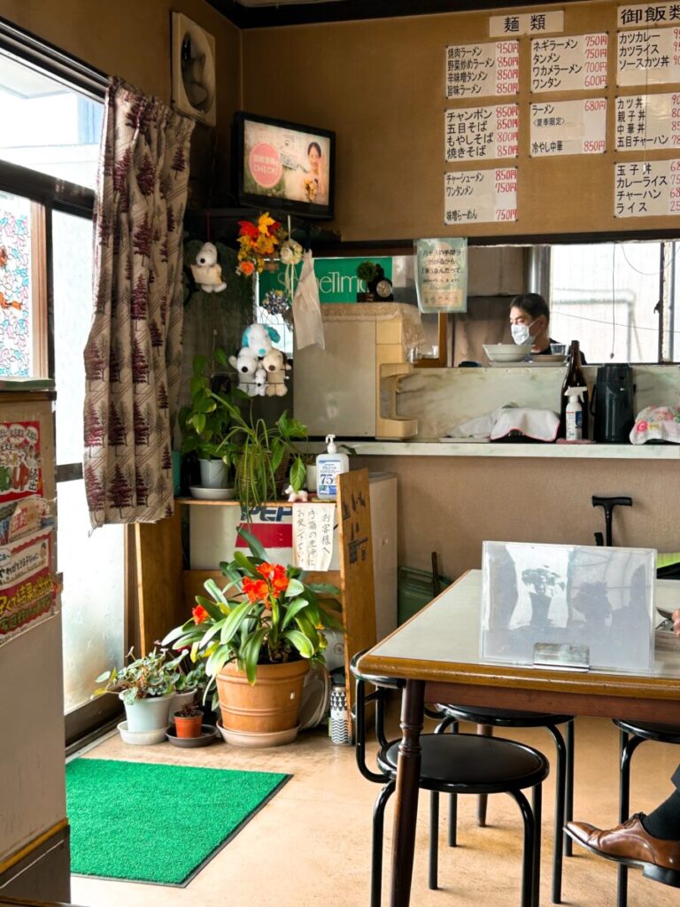 大蓮食堂 店内 雰囲気 写真