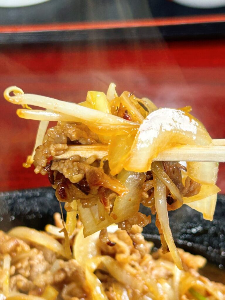 赤い屋根 牛焼肉定食 具大盛 ライス大盛 ランチ 写真