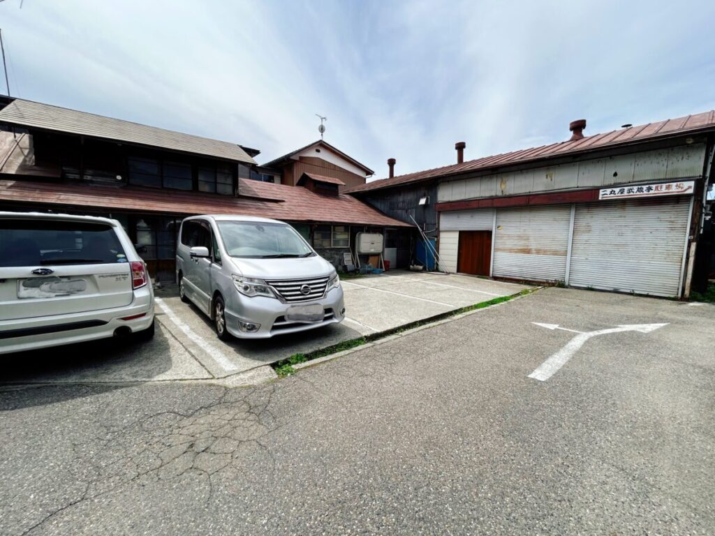 手打ち蕎麦 郷土料理 二丸屋 武蔵亭 駐車場