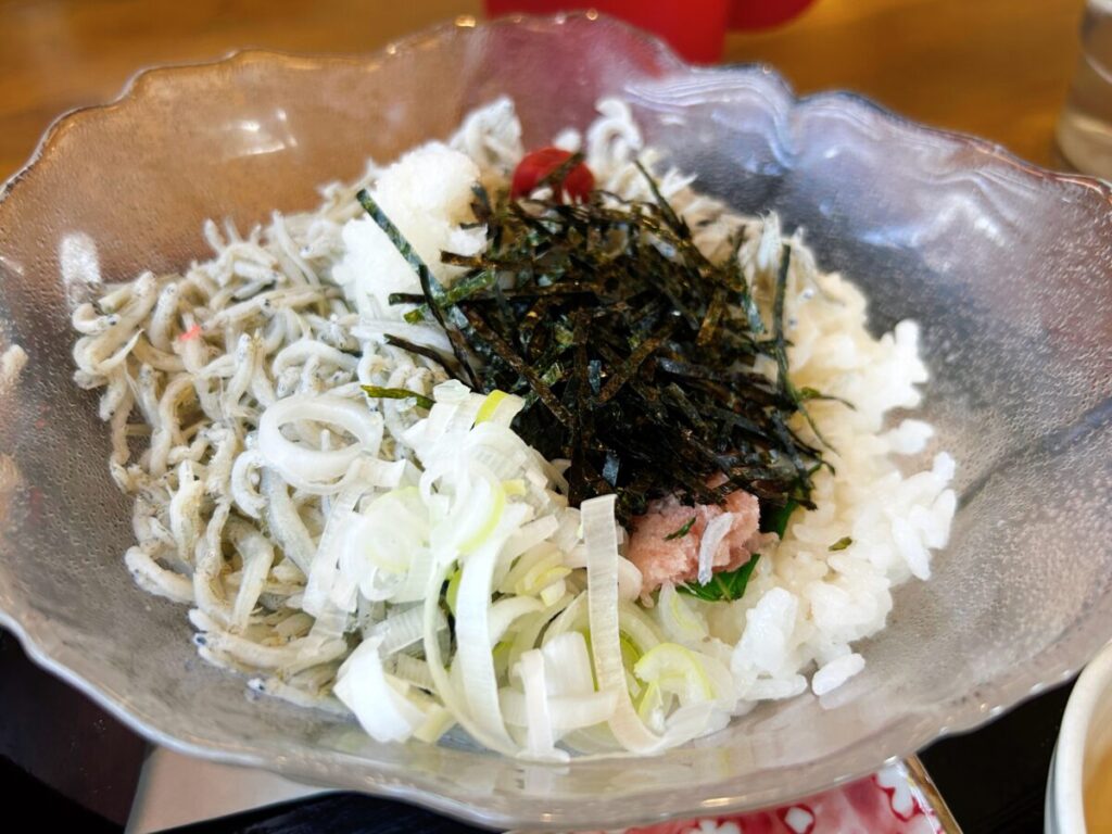 そばの蔵 美國庵 釜揚げシラスとねぎとろ丼とそば大盛