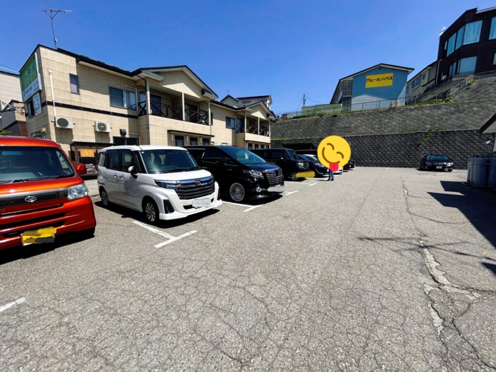 萬来軒 鶴賀店 駐車場